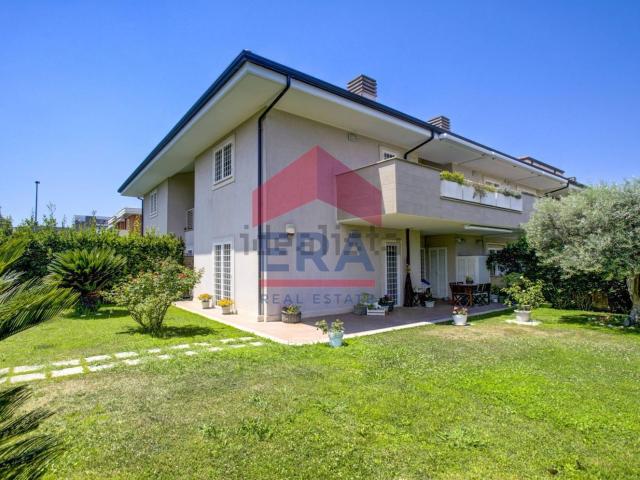 Appartamento in vendita di 71 m² in Via Amerigo Toth, 18
