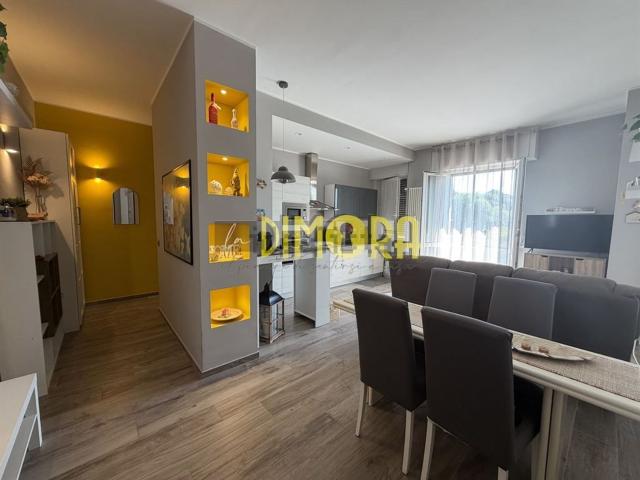 Appartamento in vendita di 71 m² in Via Baranzate, 39