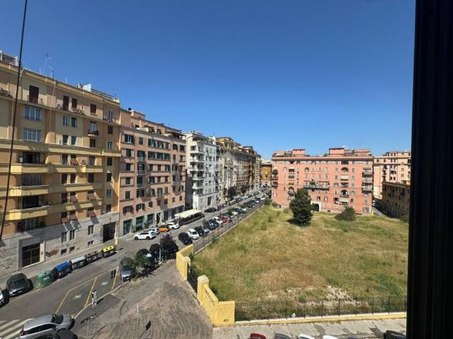 Appartamento in vendita di 71 m² in Via Cesena, 22