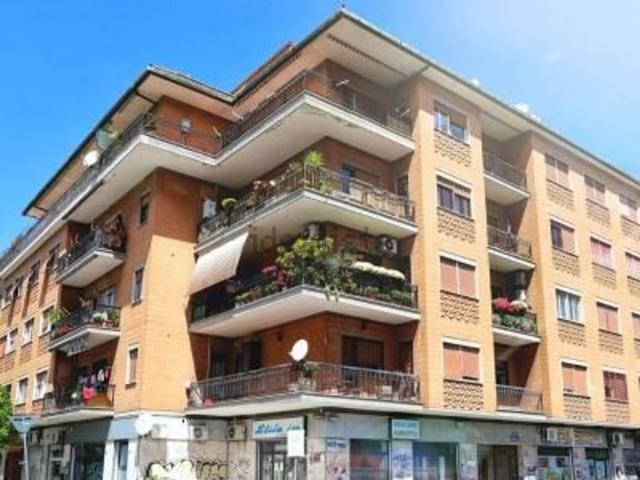 Appartamento in vendita di 71 m² in Via Civitella d&apos Agliano