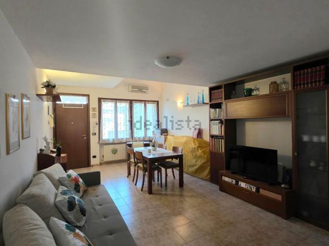 Appartamento in vendita di 71 m² in Via delle Camelie, 50