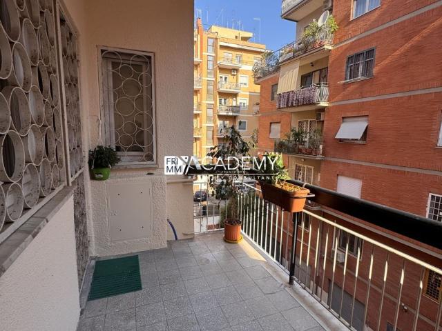 Appartamento in vendita di 71 m² in Via Gerolamo Tiraboschi, 8