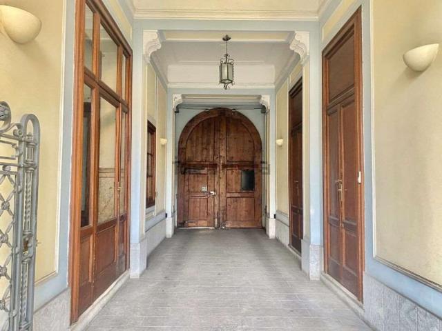 Appartamento in vendita di 71 m² in Via Giovanni Segantini, 73