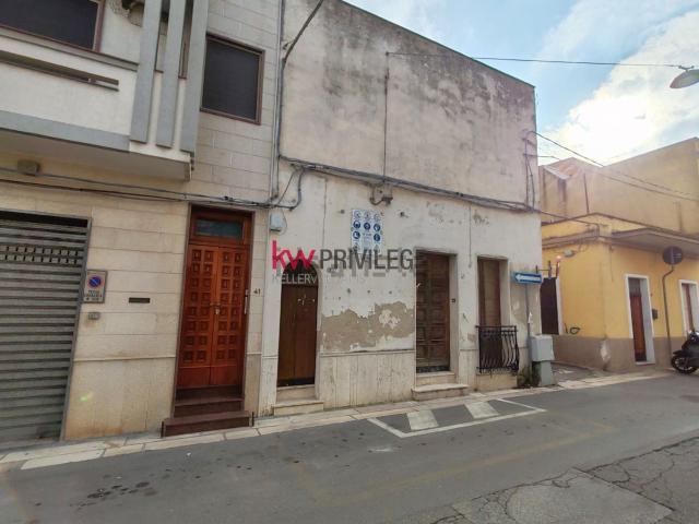 Appartamento in vendita di 71 m² in Via Laura, 25