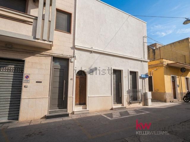 Appartamento in vendita di 71 m² in Via Laura, 25
