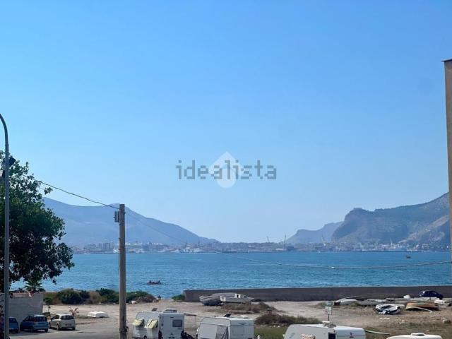 Appartamento in vendita di 71 m² in Via Messina Marine, 693