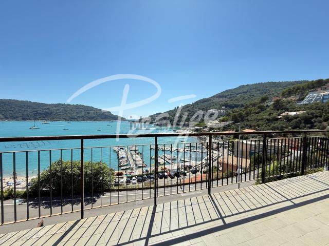 Appartamento in vendita di 71 m² in Via Olivo, 405