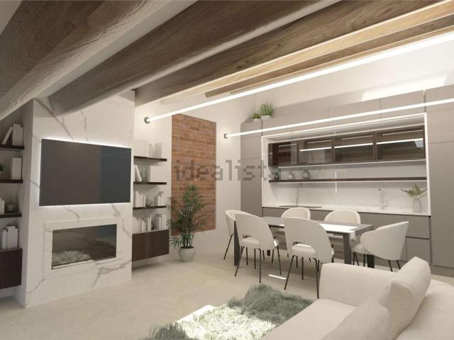 Appartamento in vendita di 71 m² in Via Ravegnana