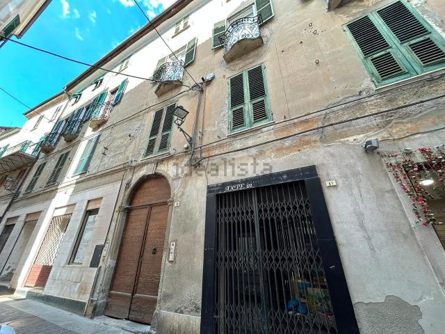 Appartamento in vendita di 71 m² in Via Roma, 39