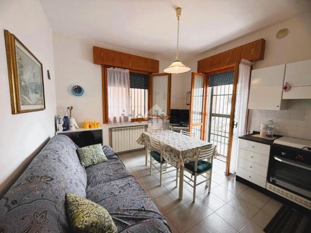 Appartamento in vendita di 71 m² in Viale G. Mameli, 34