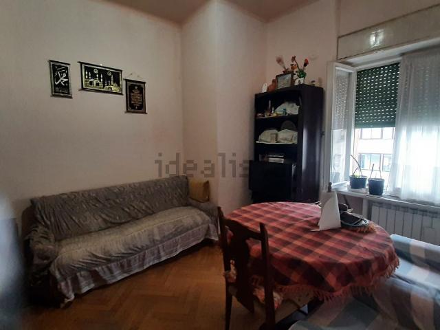 Appartamento in vendita di 71 m² in Viale Giacomo Leopardi, 36