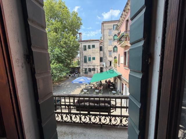 Appartamento in vendita di 72 m² in Calle Larga Santa Marta