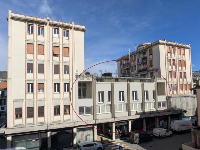 Appartamento in vendita di 72 m² in Piazza Giacomo Matteotti, 19