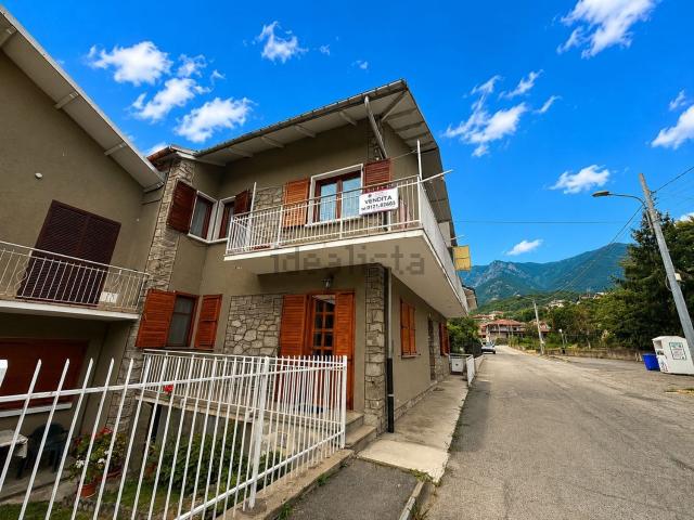 Appartamento in vendita di 72 m² in Via Trento, 15