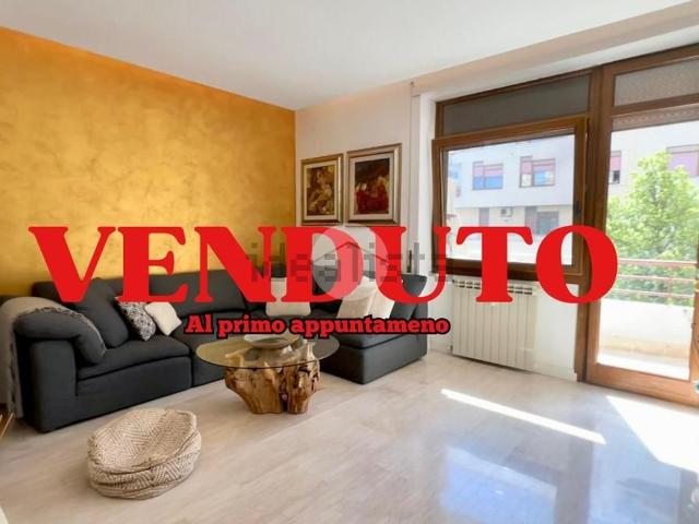 Appartamento in vendita di 72 m² in Via Vincenzo Ciaffi