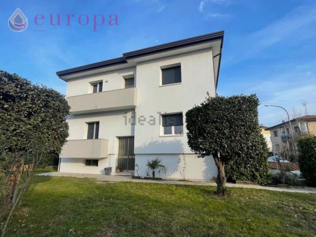 Appartamento in vendita di 72 m² in Via Villanova