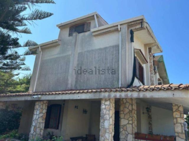 Appartamento in vendita di 72 m² in Via Vizzarro