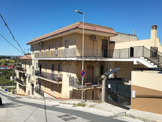 Appartamento in vendita di 72 m² in Via Zama, 61
