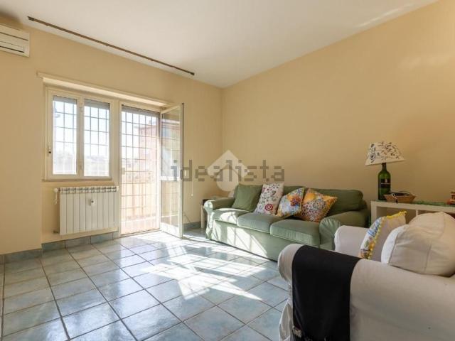 Appartamento in vendita di 72 m² in Via Bergeggi, 5