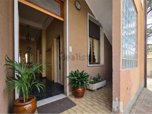 Appartamento in vendita di 72 m² in Via Bramante da Urbino, 14