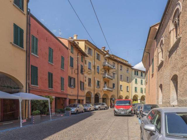 Appartamento in vendita di 72 m² in Via Collegio di Spagna, 9