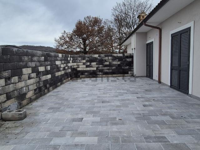 Appartamento in vendita di 72 m² in Via dei Platani