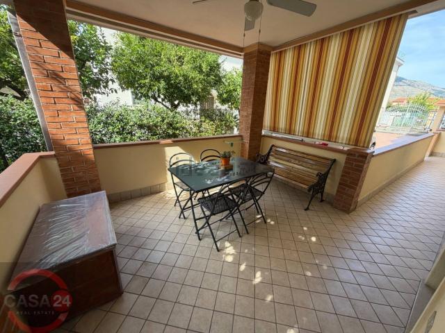 Appartamento in vendita di 72 m² in Via del Gelsomino