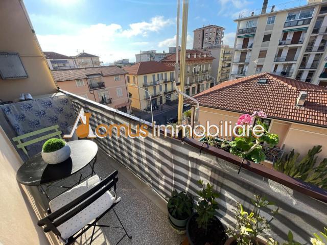 Appartamento in vendita di 72 m² in Via della Stazione