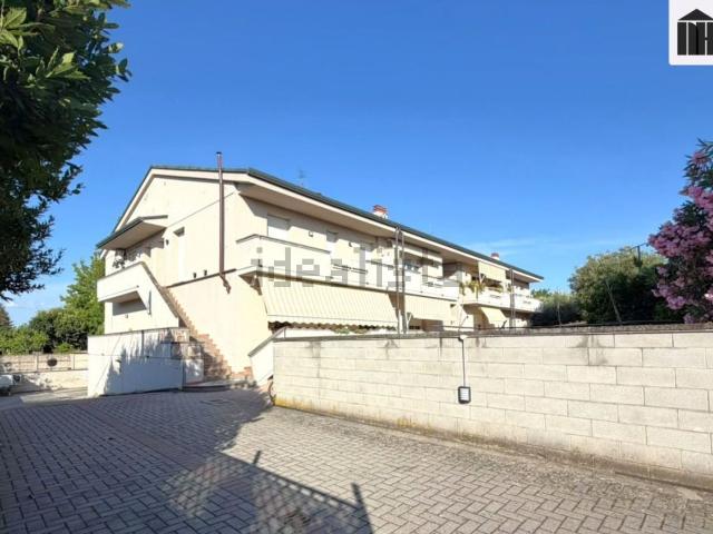 Appartamento in vendita di 72 m² in Via delle Confina