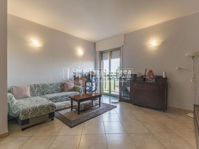 Appartamento in vendita di 72 m² in Via Europa, 30