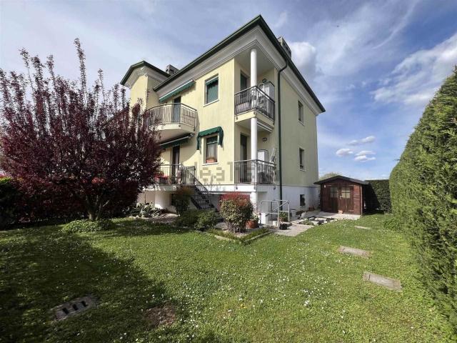 Appartamento in vendita di 72 m² in Via Favola, 4