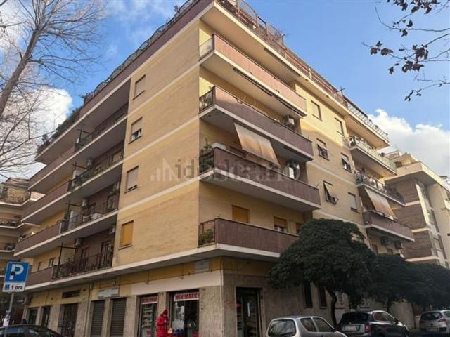 Appartamento in vendita di 72 m² in Via Francesco Grenet