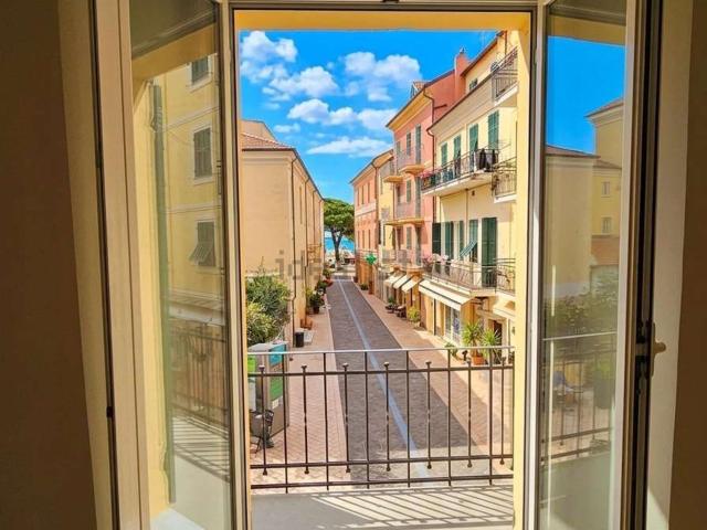 Appartamento in vendita di 72 m² in Via Genova, 78