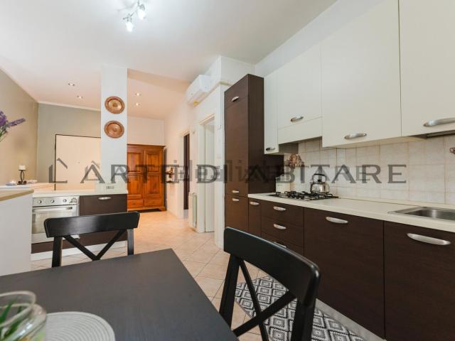 Appartamento in vendita di 72 m² in Via Giuseppe Pisanelli, 16