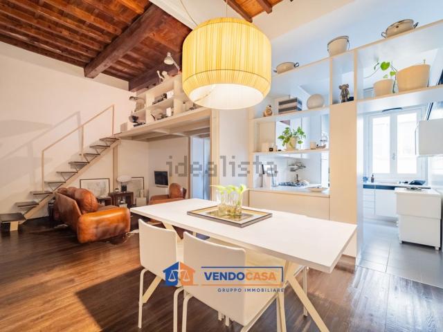 Appartamento in vendita di 72 m² in Via Laura, 32