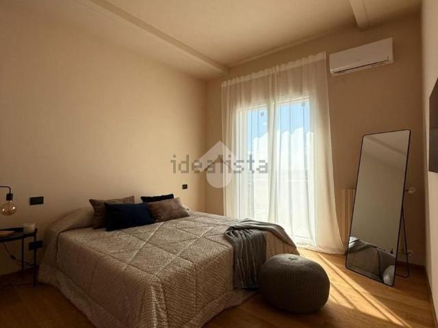 Appartamento in vendita di 72 m² in Via Lombardo Radice, 11