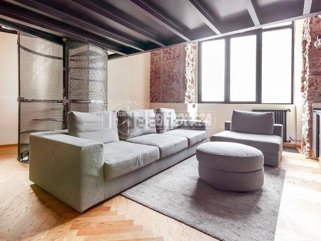 Appartamento in vendita di 72 m² in Via Maloia, 10