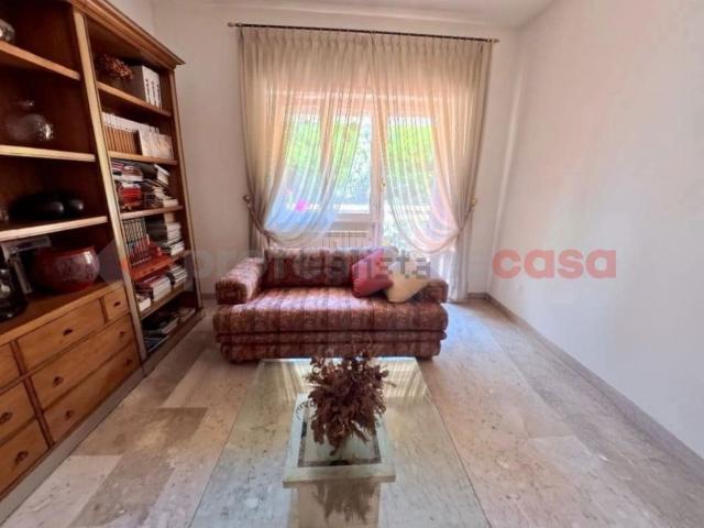 Appartamento in vendita di 72 m² in Via Peccioli, 56