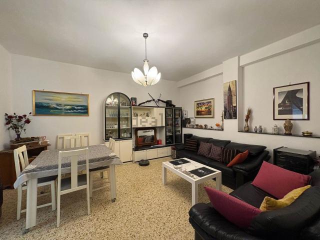 Appartamento in vendita di 72 m² in Via Pignatelli, 7