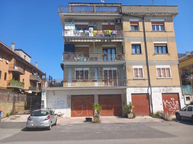 Appartamento in vendita di 72 m² in Via Ponte Lucano