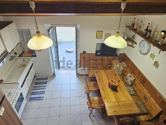 Appartamento in vendita di 72 m² in Via Portici