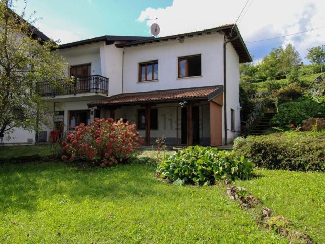 Appartamento in vendita di 72 m² in Via R. Lurago, 46