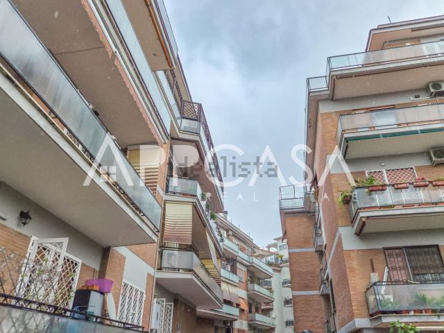 Appartamento in vendita di 72 m² in Via Santorre di Santarosa