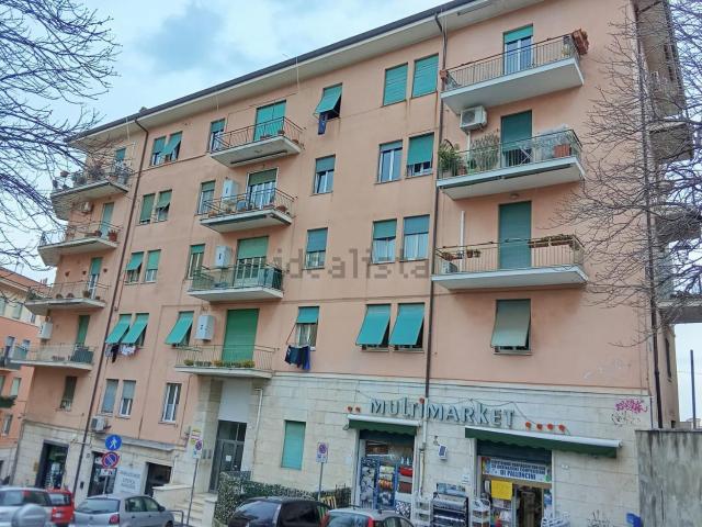 Appartamento in vendita di 72 m² in Via Seghetti
