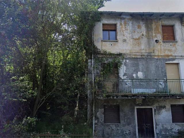 Appartamento in vendita di 72 m² in Via Statale, 8