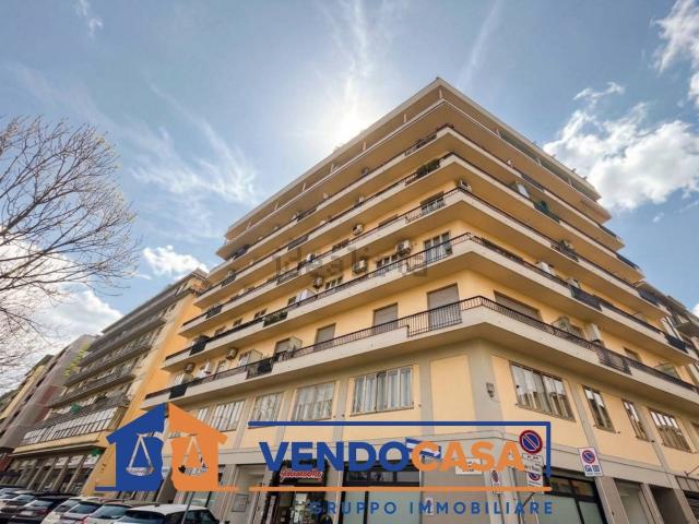 Appartamento in vendita di 72 m² in Viale Alessandro Guidoni, 91