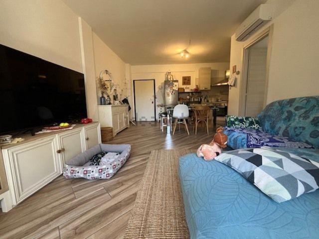 Appartamento in vendita di 72 m² in Viale Alfredo Panzini, 19