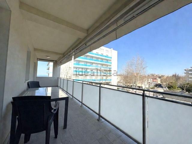 Appartamento in vendita di 72 m² in Viale Euclide, 37