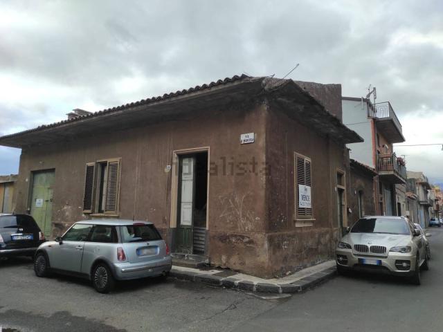 Appartamento in vendita di 734 m² in Via I Retta di Ponente, 69