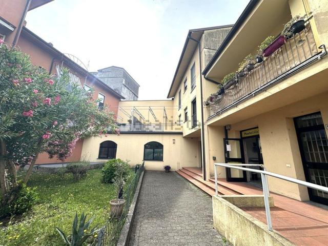 Appartamento in vendita di 77 m² in Corso Martiri della Liberazione, 165